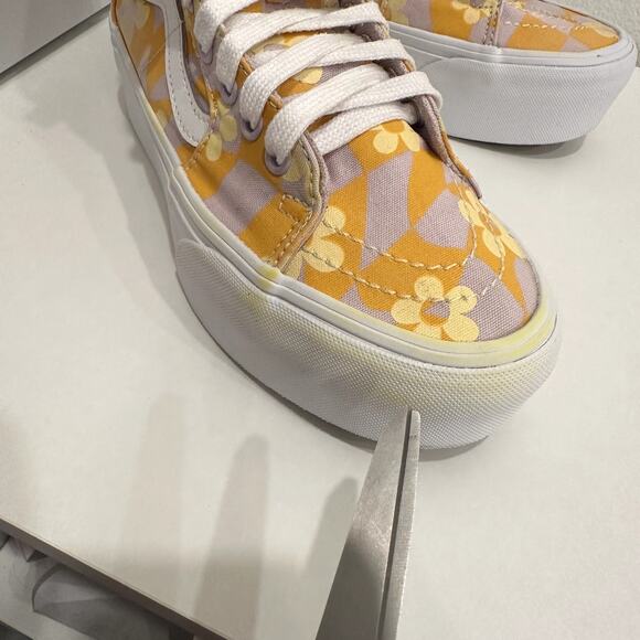 Vans Womens Sz 7 Yellow Floral Sk8-Hi Tapered Stackform Sneakers Casual Festival - Picture 10 of 10